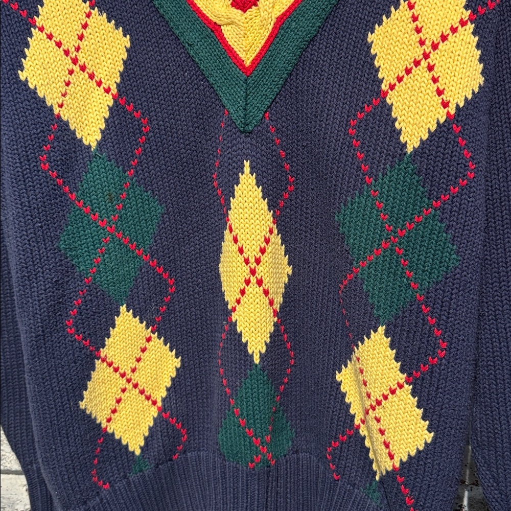 Vintage Tommy Hilfiger Navy Argyle V-Neck Sweater - Picture 6 of 6